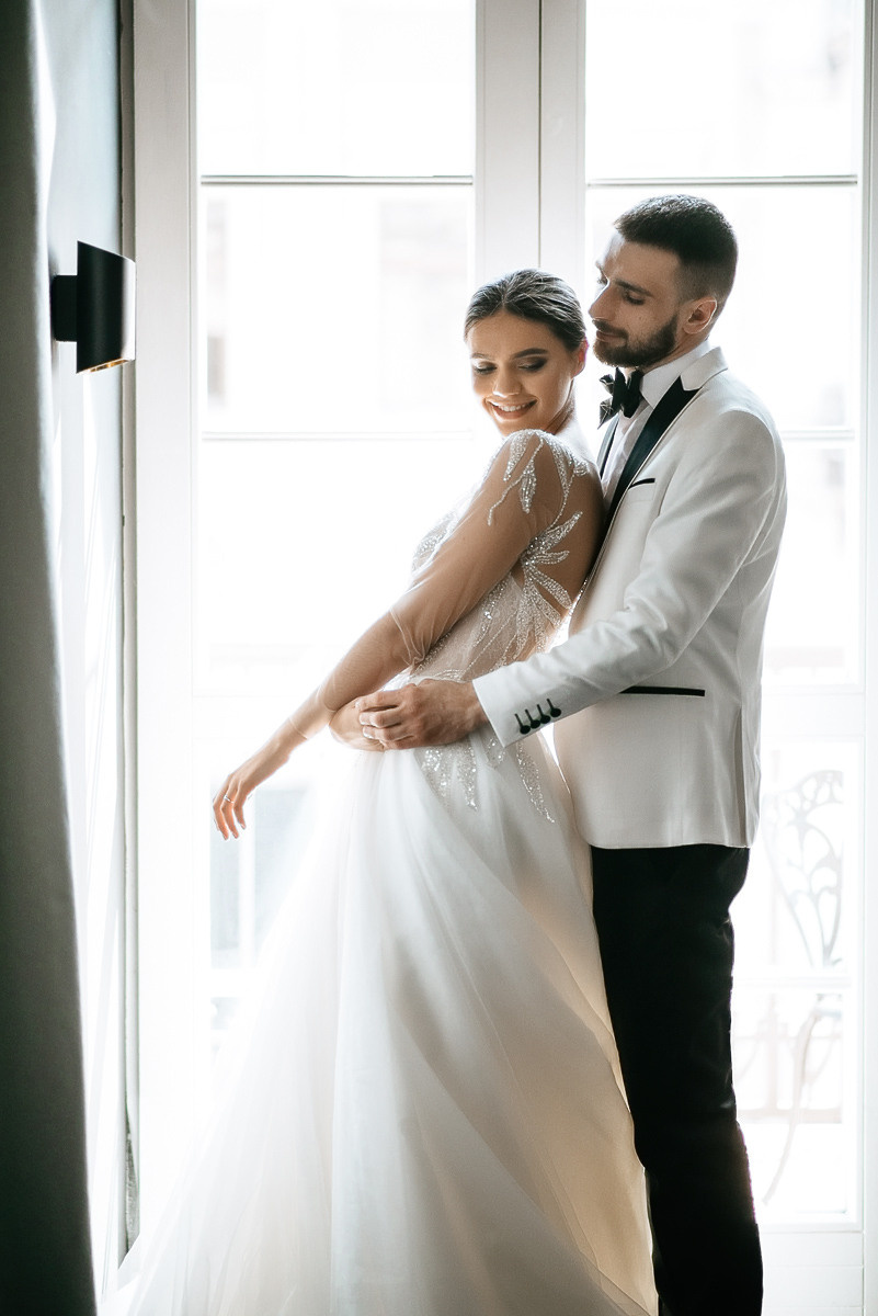 Свадебная церемония на берегу моря. Весільний та сімейний фотограф у Запоріжжі Юлія Васьків