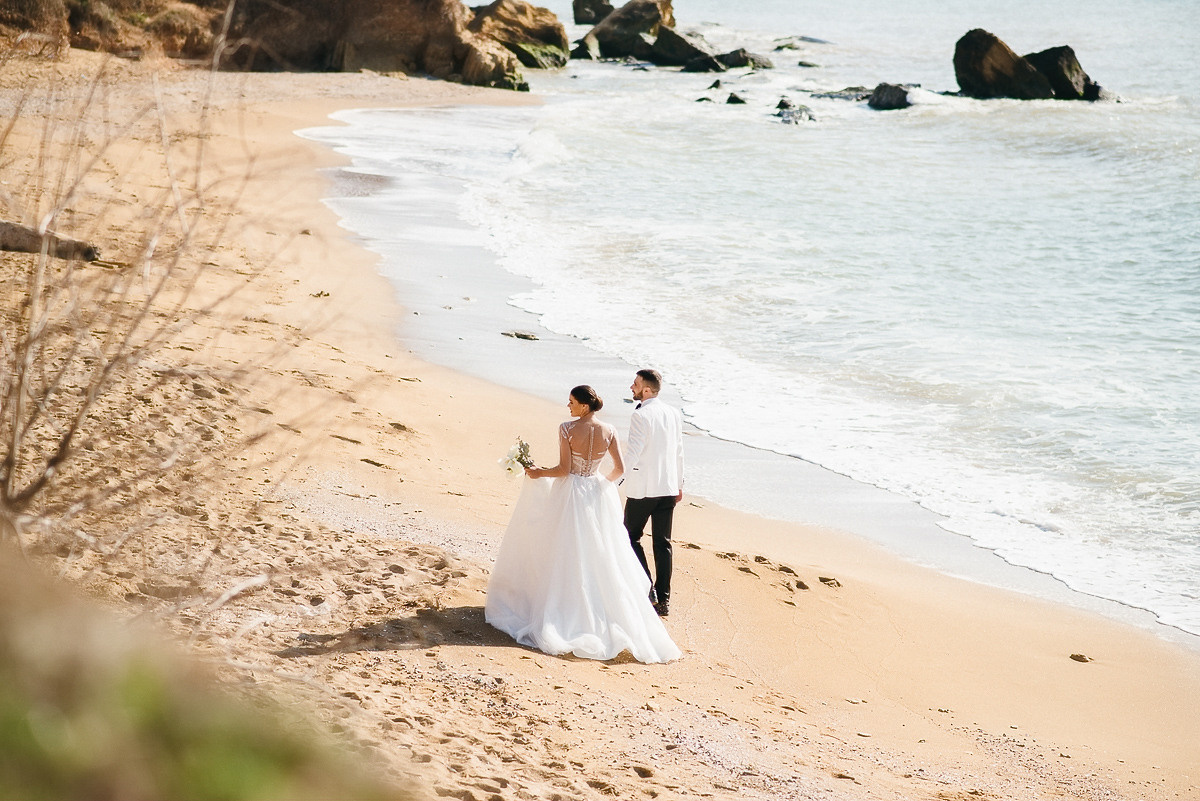 Свадебная церемония на берегу моря. Весільний та сімейний фотограф у Запоріжжі Юлія Васьків