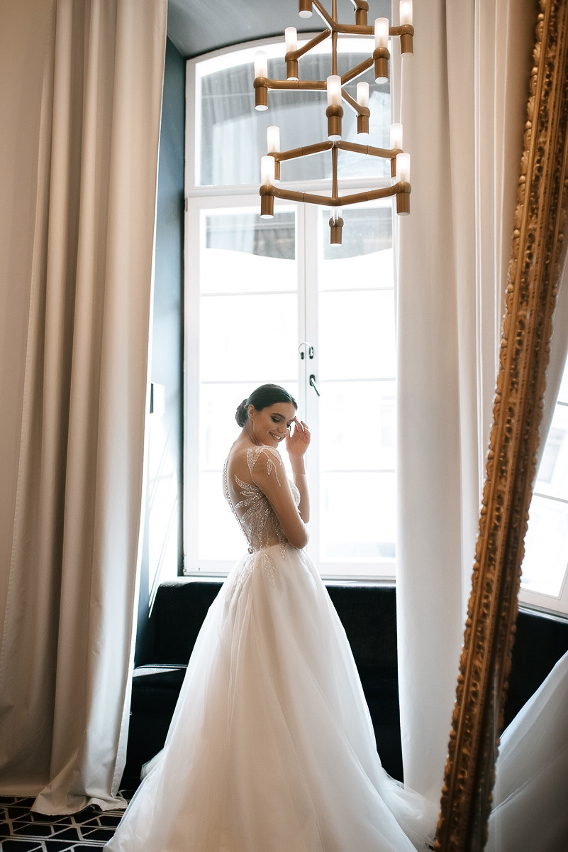 Свадебная церемония на берегу моря. Весільний та сімейний фотограф у Запоріжжі Юлія Васьків