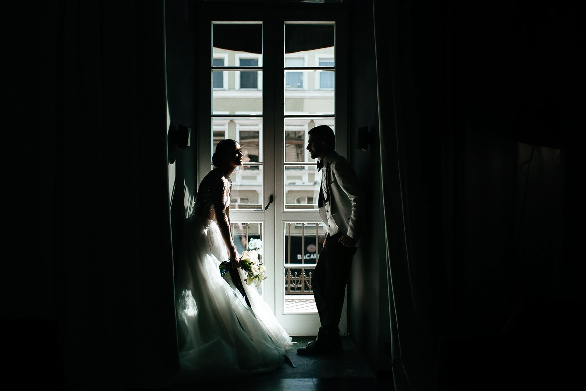 Свадебная церемония на берегу моря. Весільний та сімейний фотограф у Запоріжжі Юлія Васьків