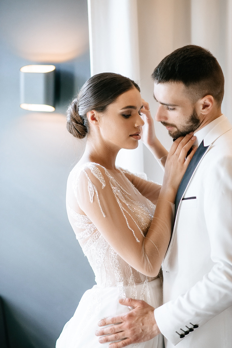 Свадебная церемония на берегу моря. Весільний та сімейний фотограф у Запоріжжі Юлія Васьків