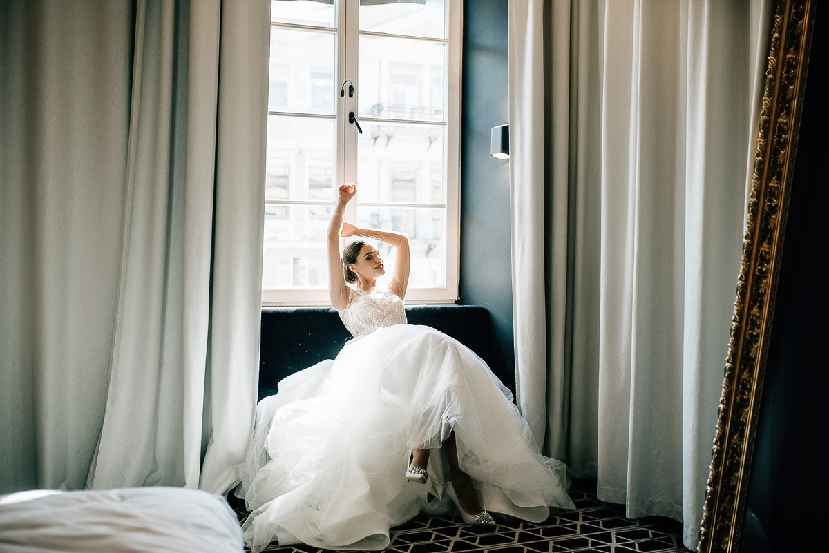 Свадебная церемония на берегу моря. Весільний та сімейний фотограф у Запоріжжі Юлія Васьків