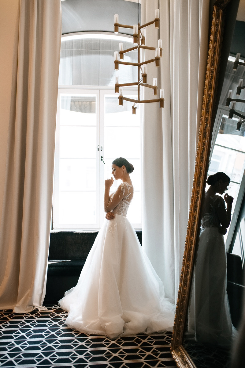 Свадебная церемония на берегу моря. Весільний та сімейний фотограф у Запоріжжі Юлія Васьків