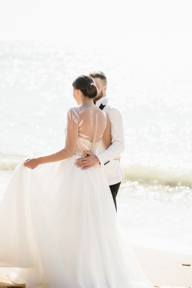 Свадебная церемония на берегу моря. Весільний та сімейний фотограф у Запоріжжі Юлія Васьків