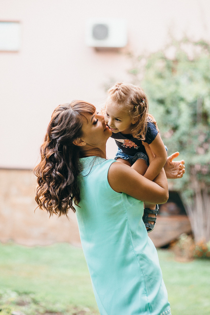 Вера и Катя. Весільний та сімейний фотограф у Запоріжжі Юлія Васьків
