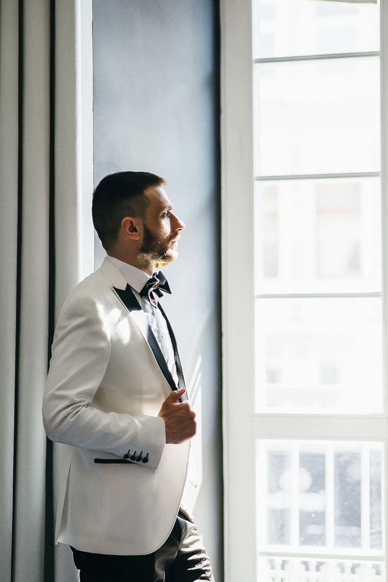 Свадебная церемония на берегу моря. Весільний та сімейний фотограф у Запоріжжі Юлія Васьків