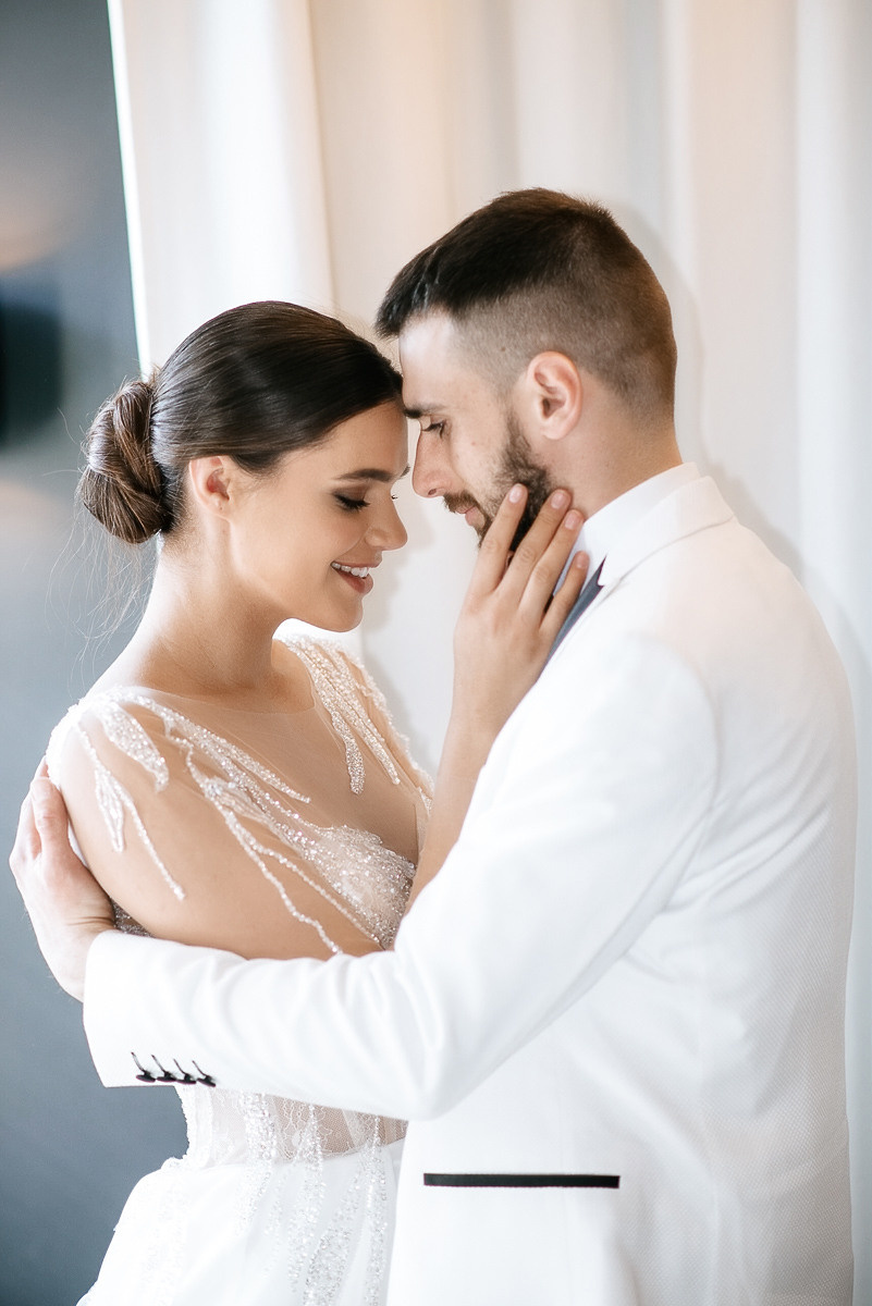 Свадебная церемония на берегу моря. Весільний та сімейний фотограф у Запоріжжі Юлія Васьків