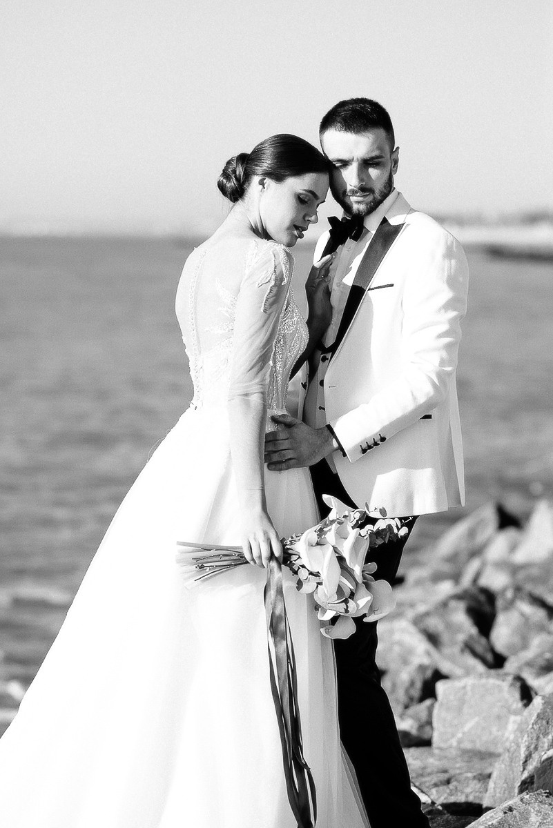 Свадебная церемония на берегу моря. Весільний та сімейний фотограф у Запоріжжі Юлія Васьків