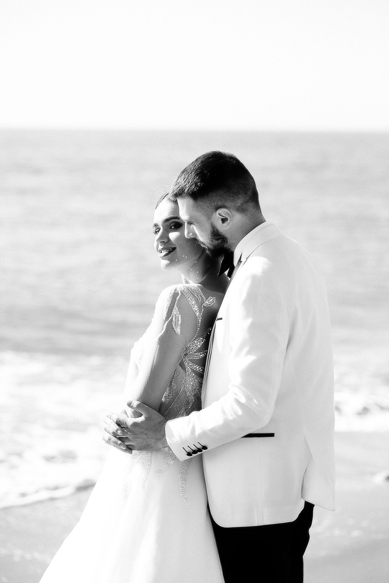 Свадебная церемония на берегу моря. Весільний та сімейний фотограф у Запоріжжі Юлія Васьків