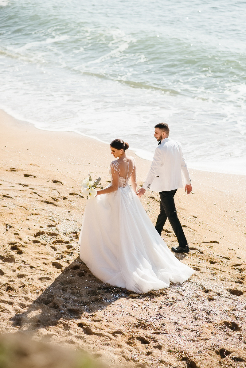 Свадебная церемония на берегу моря. Весільний та сімейний фотограф у Запоріжжі Юлія Васьків