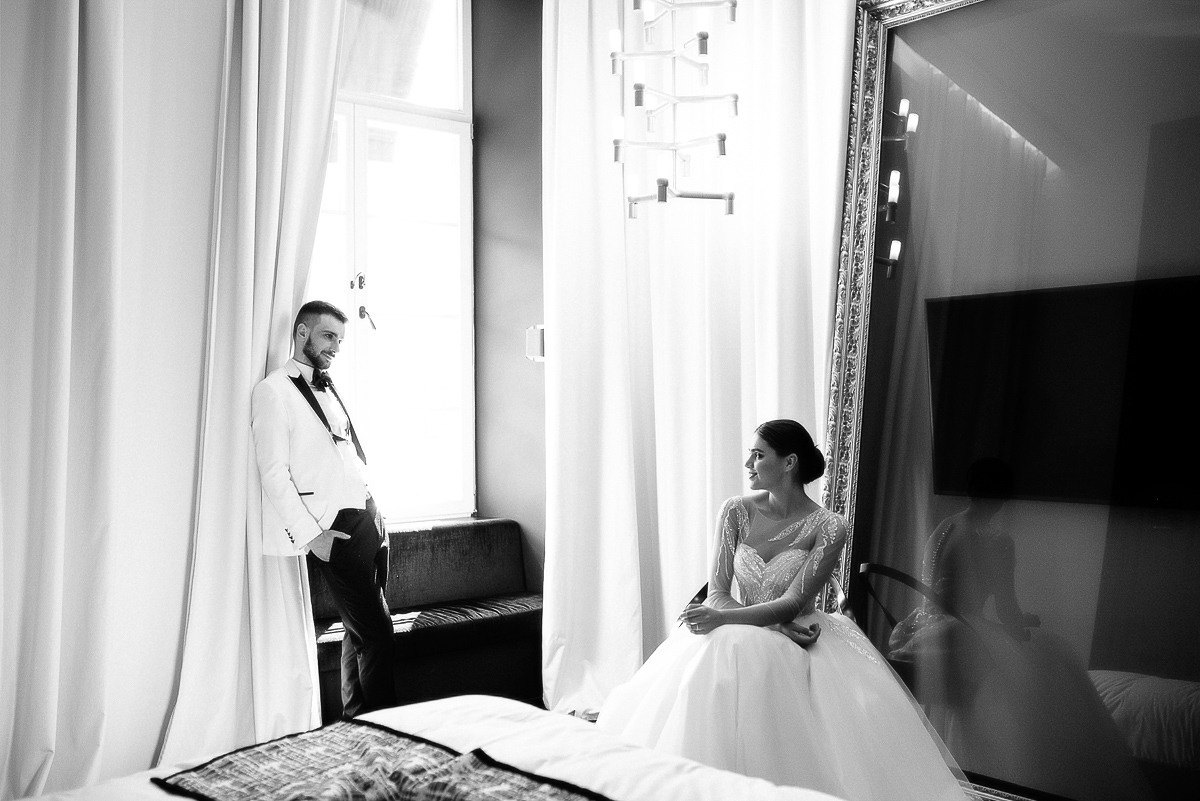 Свадебная церемония на берегу моря. Весільний та сімейний фотограф у Запоріжжі Юлія Васьків