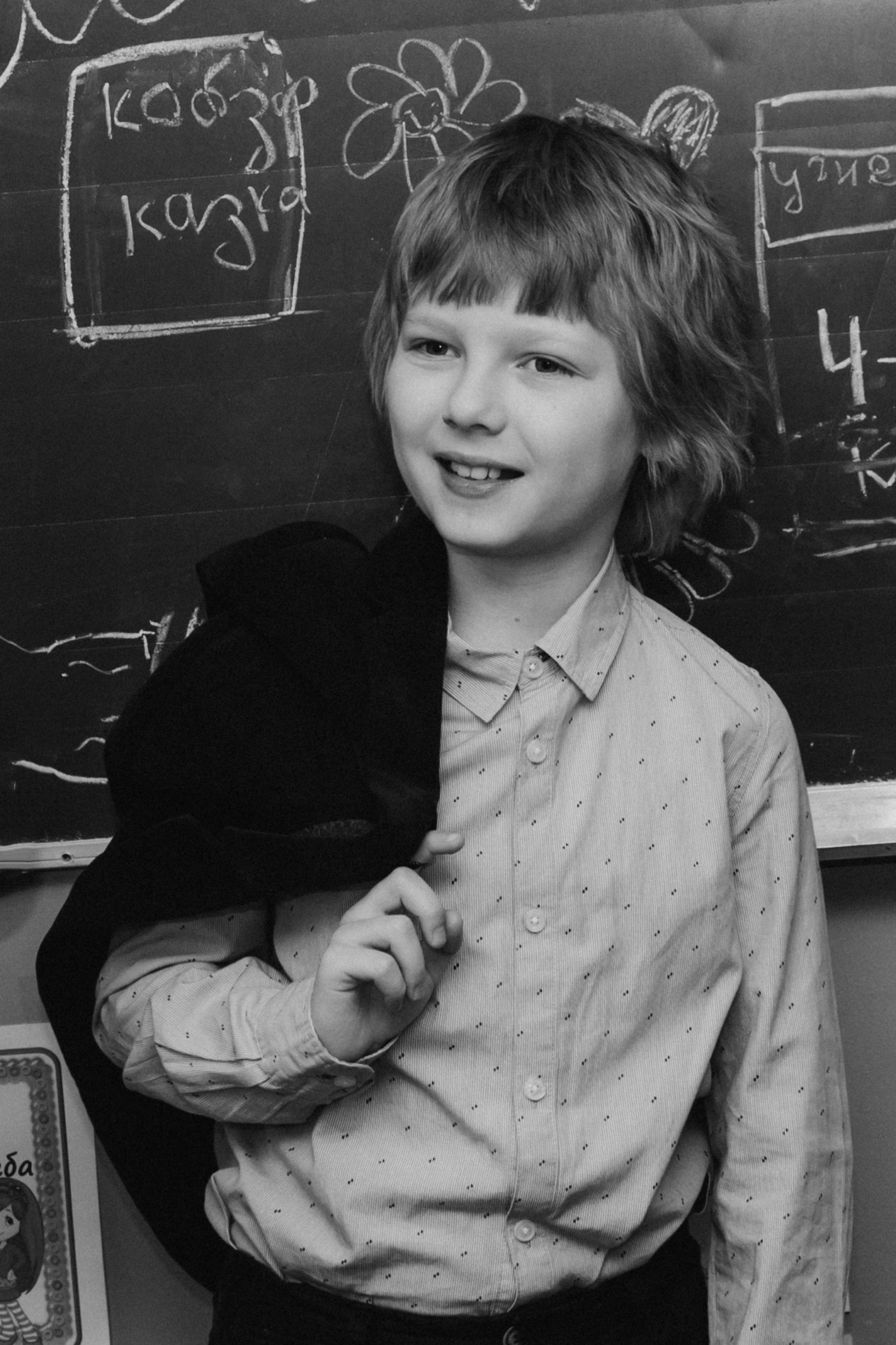 Шкільна фотосесія на віньєтки Тернопіль, фотосесія випускників Тернопіль, зйомка на віньєтки, шкільні фотоальбоми Тернопіль. Сімейний, дитячий та індивідуальний фотограф в м. Тернопіль, м. Львів