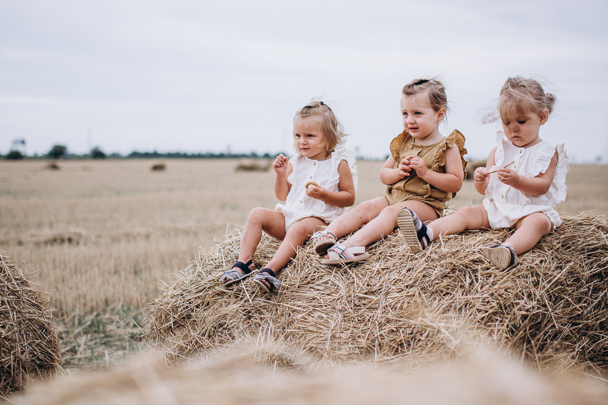 Kids. Family photography in Europe. Vienna, Bratislava, London, Dublin, Copenhagen, Amsterdam, Barcelona