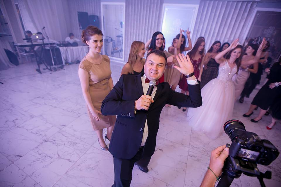 Moderator pentru nunta Romania