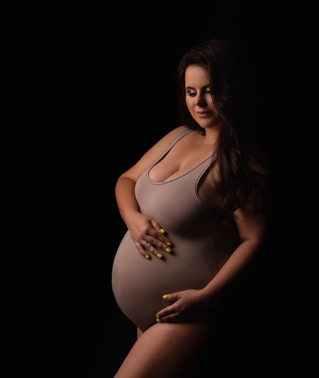 Garderoba do sesji zdjęciowej. Fotograf kobiece, ciążowy, noworodkowy Gliwice Katowice