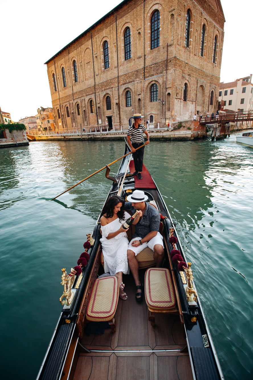 VENICE. Wedding and Family Photographer in Calgary