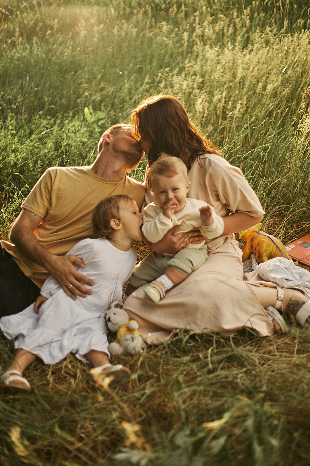 Юля, Влад, Злата й Марко. Сімейний фотограф в Києві