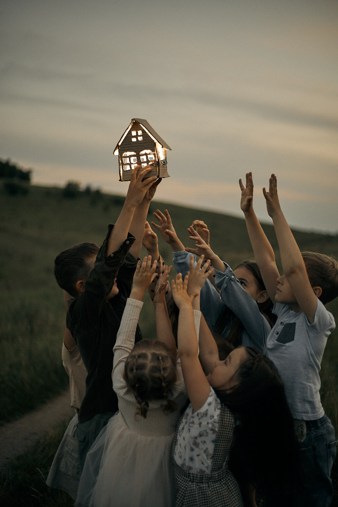 Паперовий будиночок. Соціальний проект. Сімейний фотограф в Києві