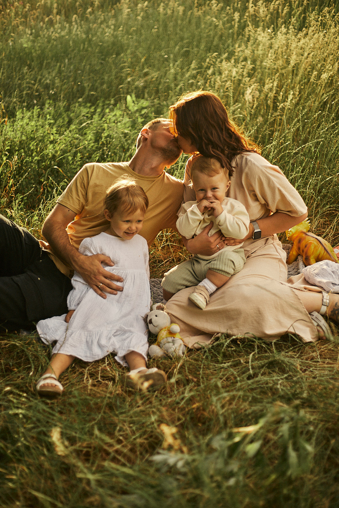 Юля, Влад, Злата й Марко. Сімейний фотограф в Києві