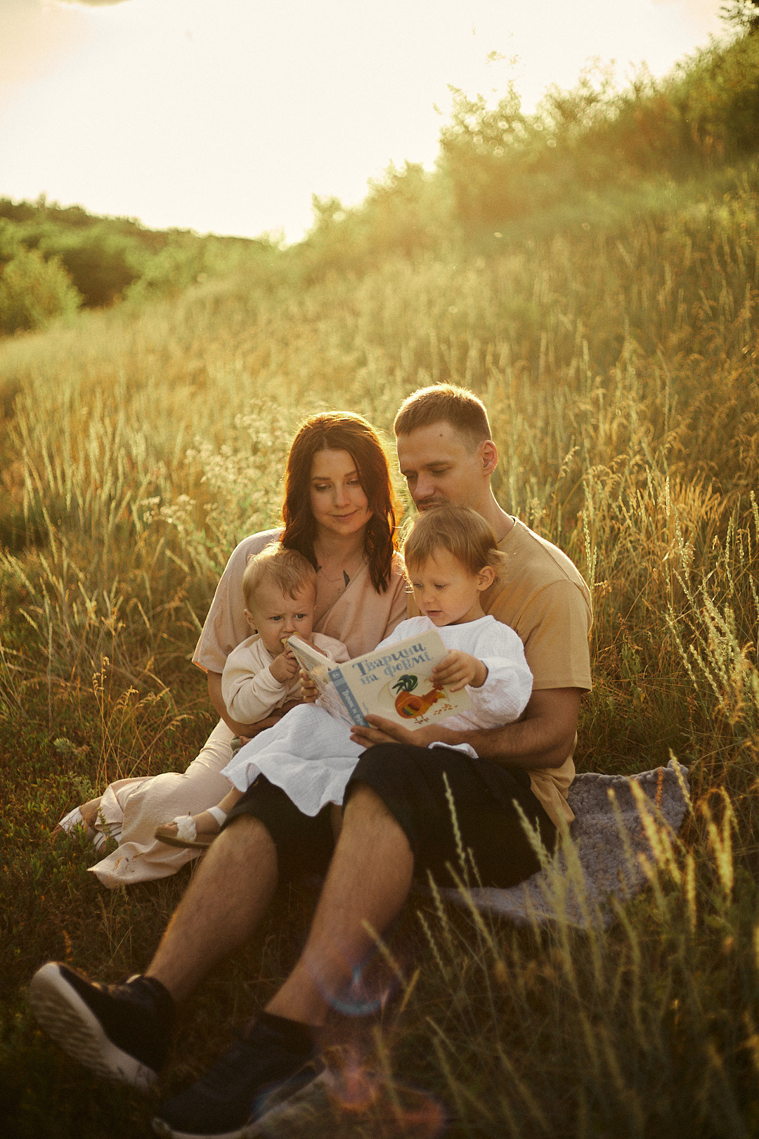 Юля, Влад, Злата й Марко. Сімейний фотограф в Києві