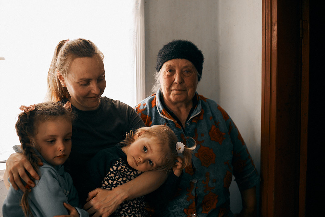 Альона, Маша, Поліна. Великдень. Сімейний фотограф в Києві