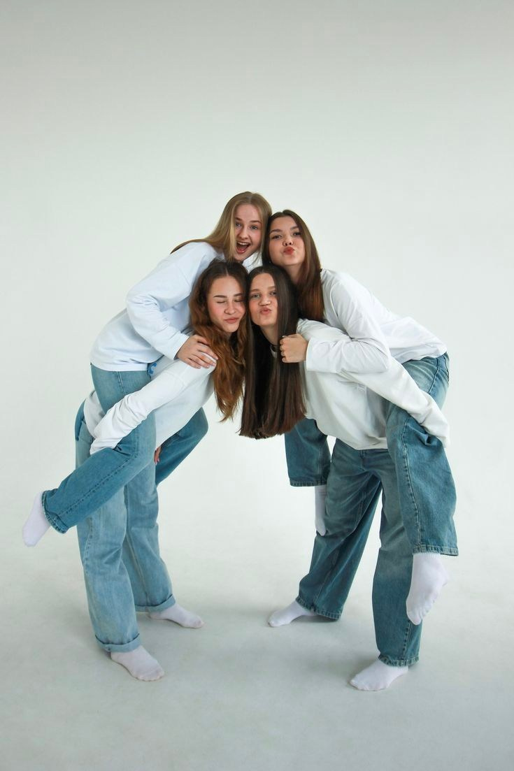 приклади групових фото для фотоальбому