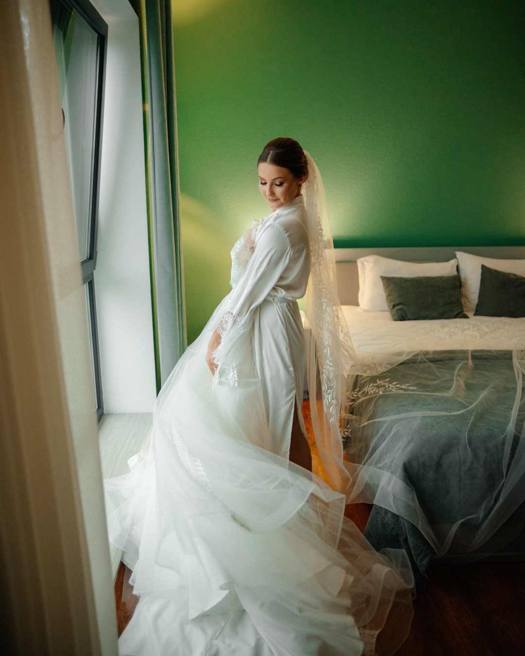 Весілля в Роял Рест. Зйомка весільного ранку в номері. Photographer Shepetivka, all over Ukraine, Dzekan Denys!