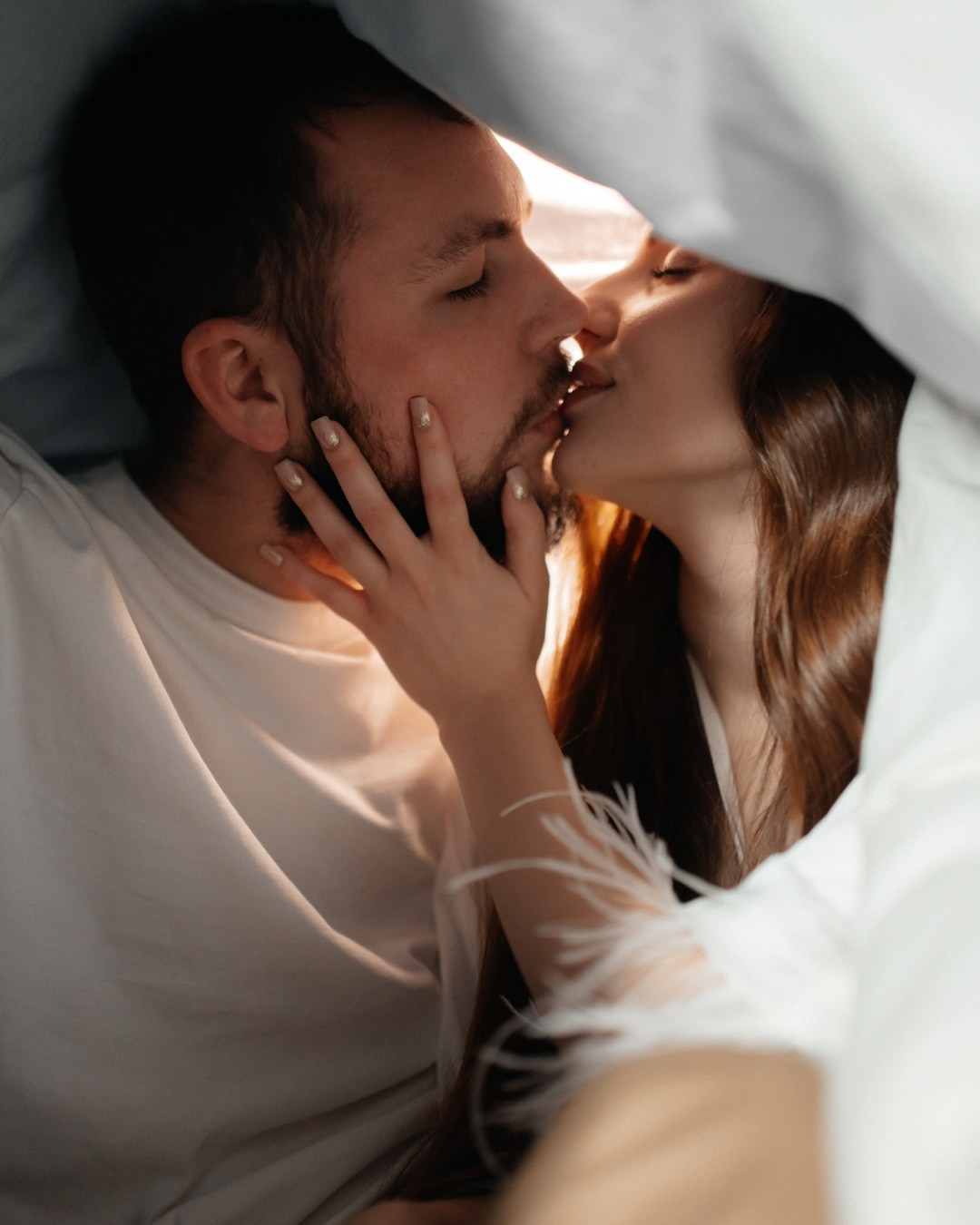 Домашня ніжність у двох. Зйомка дома. Photographer Shepetivka, all over Ukraine, Dzekan Denys!