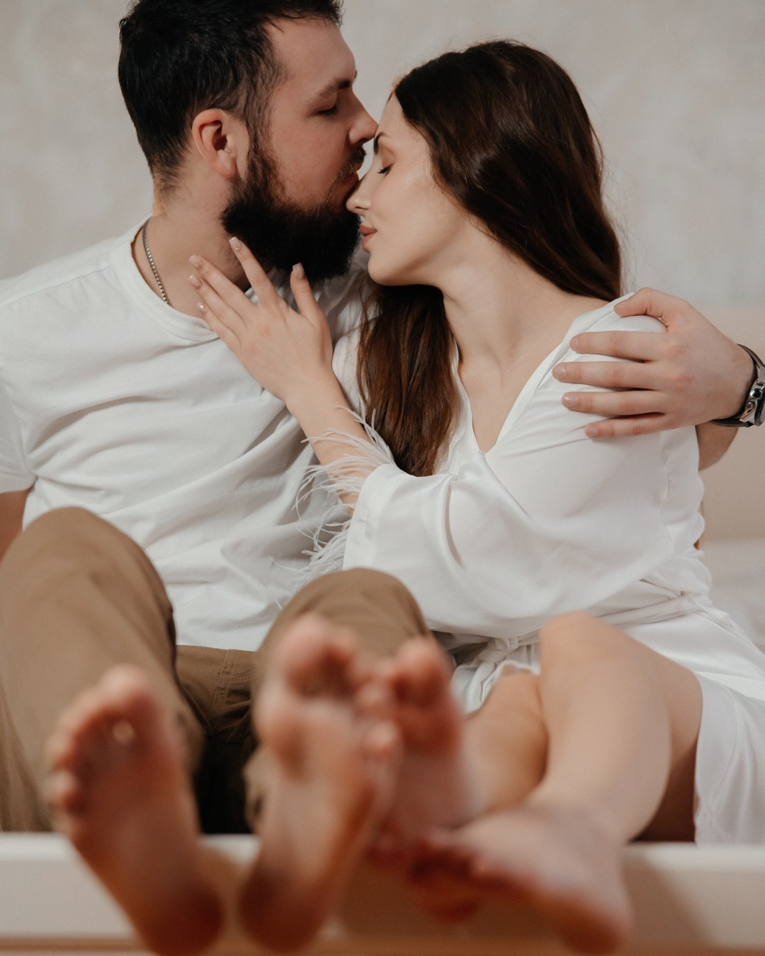 Домашня ніжність у двох. Зйомка дома. Photographer Shepetivka, all over Ukraine, Dzekan Denys!