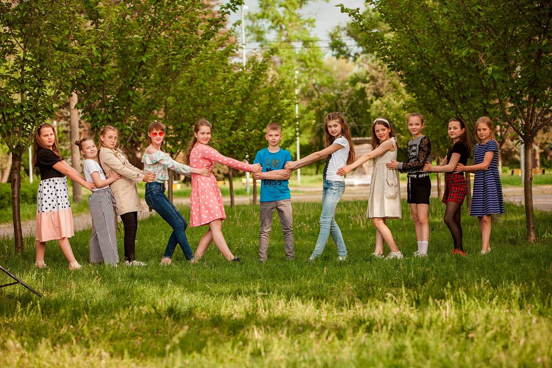 18 школа и очень энергичный 4 класс в Дубовой роще. Фотограф Катерина Ковальчук