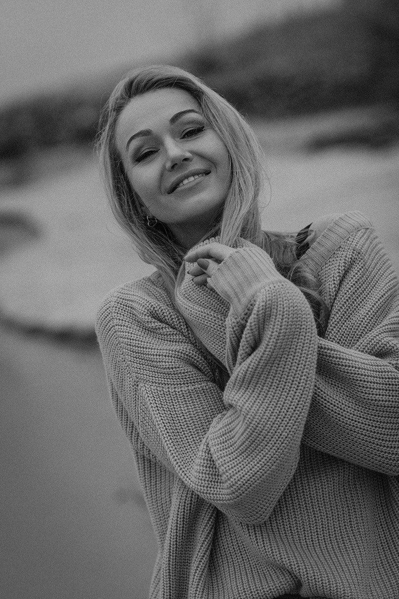 Black and white personal shooting. Art photographer in Amsterdam, the Netherlands Irina Dzhul