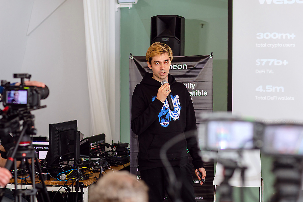 IT Conference photoshoot at EYE Museum, Amsterdam. Art photographer in Amsterdam, the Netherlands Irina Dzhul