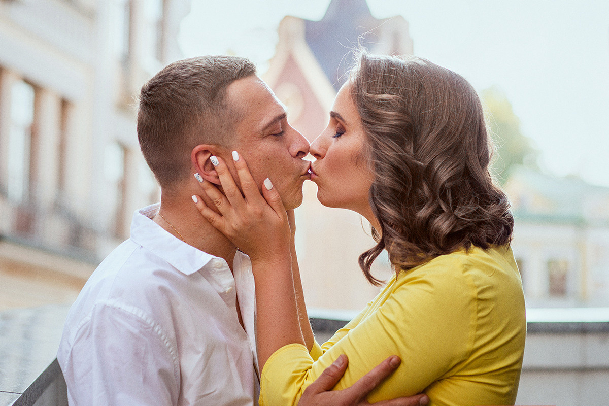 Street FAMILY photoshoot. Art photographer in Amsterdam, the Netherlands Irina Dzhul