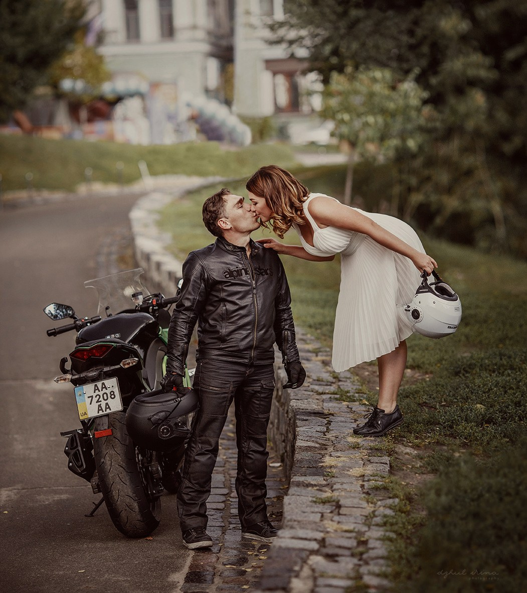 Сity LOVE STORY photophoot. Art photographer in Amsterdam, the Netherlands Irina Dzhul