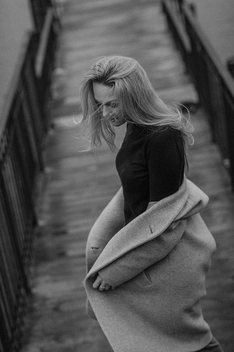 Black and white personal shooting. Art photographer in Amsterdam, the Netherlands Irina Dzhul