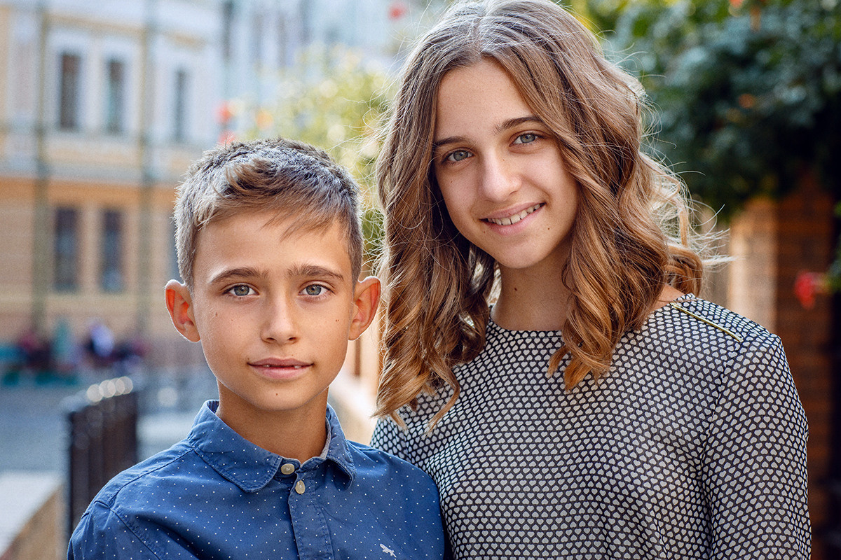 Street FAMILY photoshoot. Art photographer in Amsterdam, the Netherlands Irina Dzhul