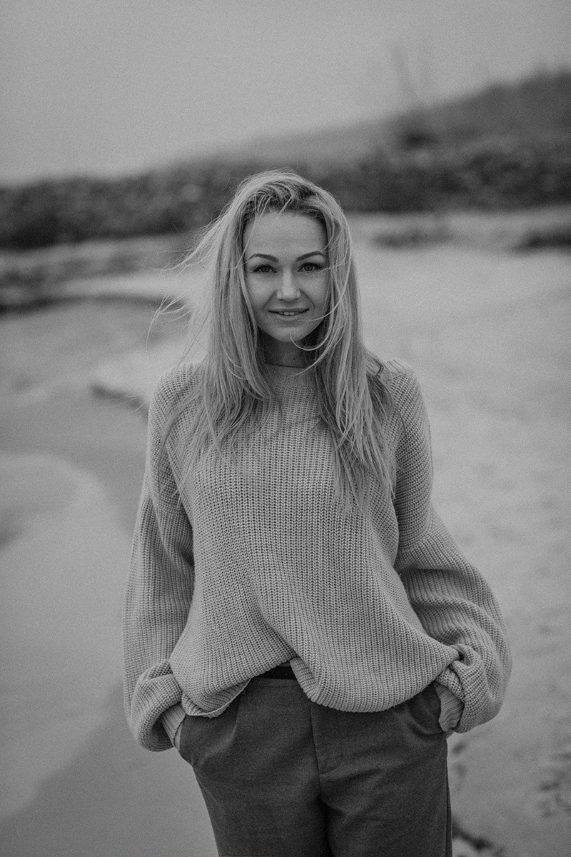 Black and white personal shooting. Art photographer in Amsterdam, the Netherlands Irina Dzhul