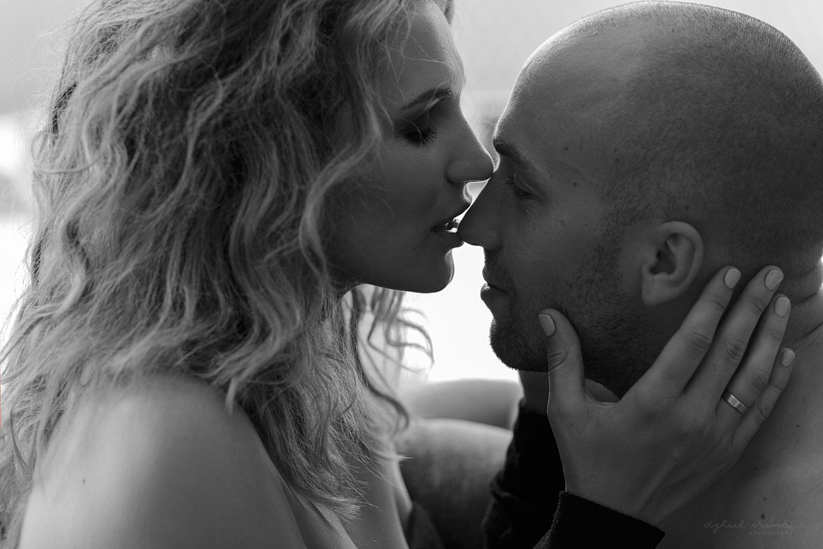 Atmospheric  LOVE STORY in Zaandam. Art photographer in Amsterdam, the Netherlands Irina Dzhul