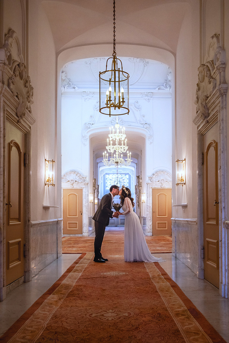 Wedding photoshoot in the Hague. Art photographer in Amsterdam, the Netherlands Irina Dzhul