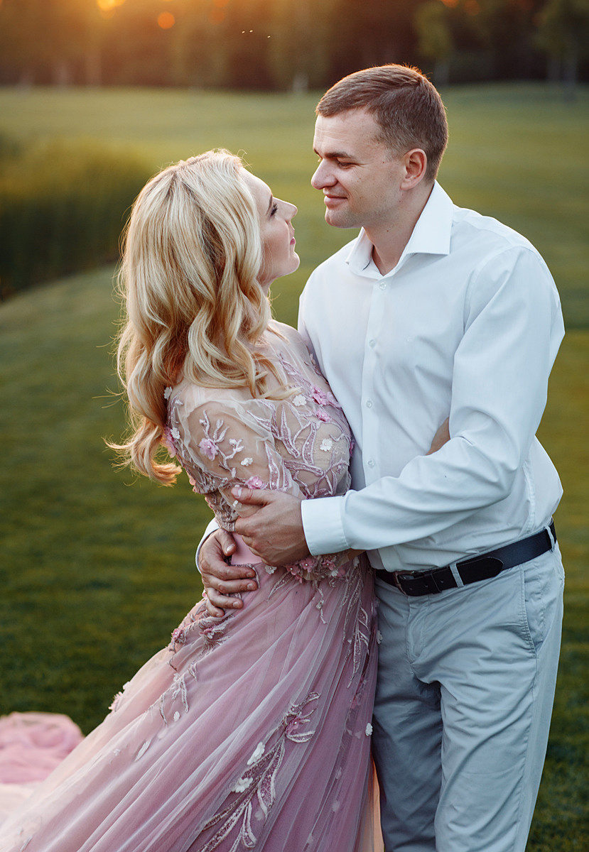 Sunset FAMILY photoshoot. Art photographer in Amsterdam, the Netherlands Irina Dzhul