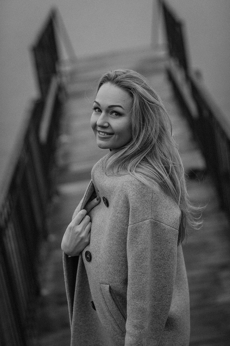 Black and white personal shooting. Art photographer in Amsterdam, the Netherlands Irina Dzhul