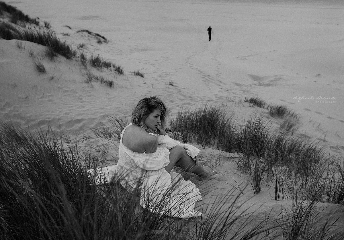Black and white photoshoot on the Northern Sea. Art photographer in Amsterdam, the Netherlands Irina Dzhul
