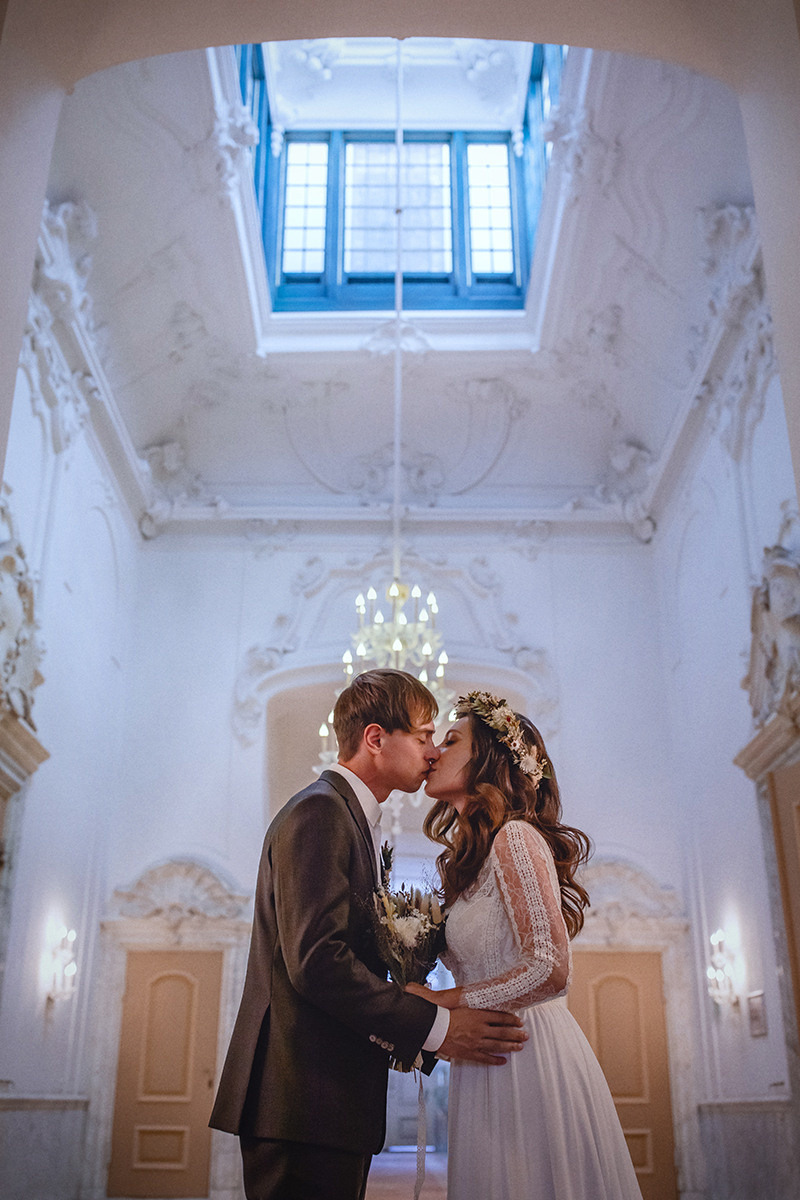 Wedding photoshoot in the Hague. Art photographer in Amsterdam, the Netherlands Irina Dzhul