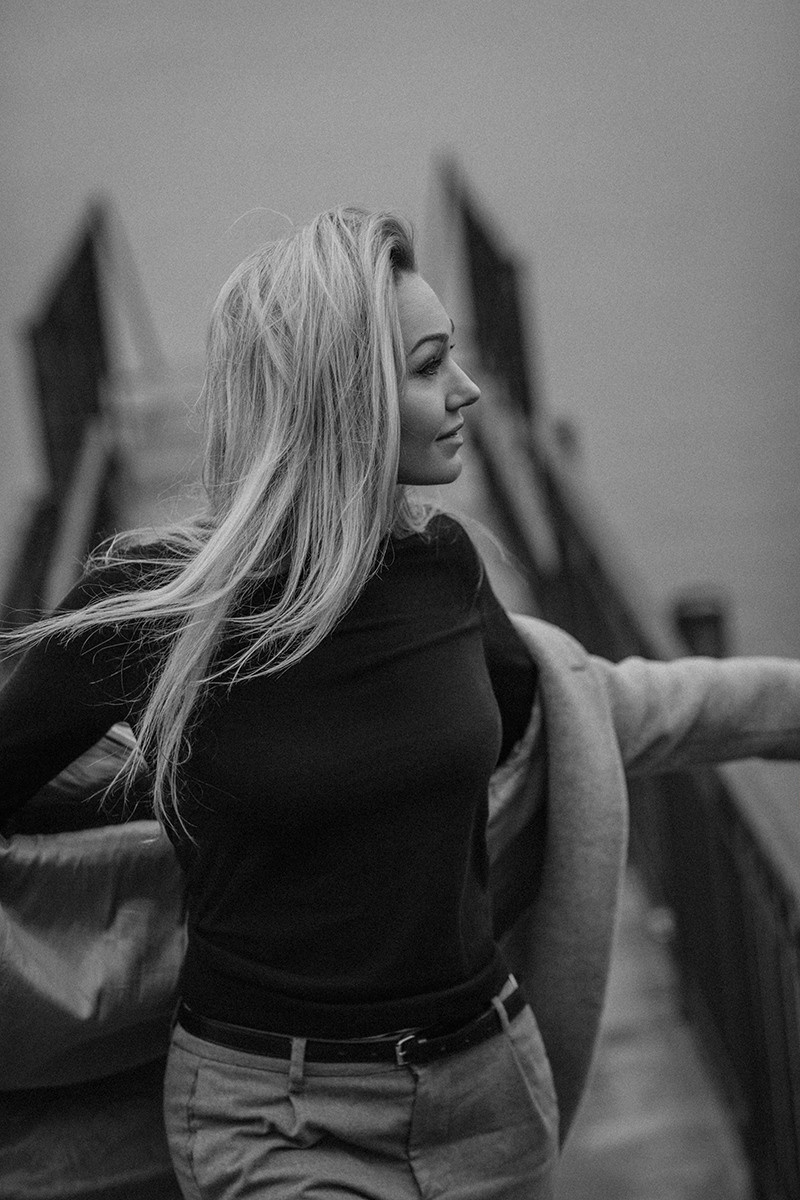 Black and white personal shooting. Art photographer in Amsterdam, the Netherlands Irina Dzhul