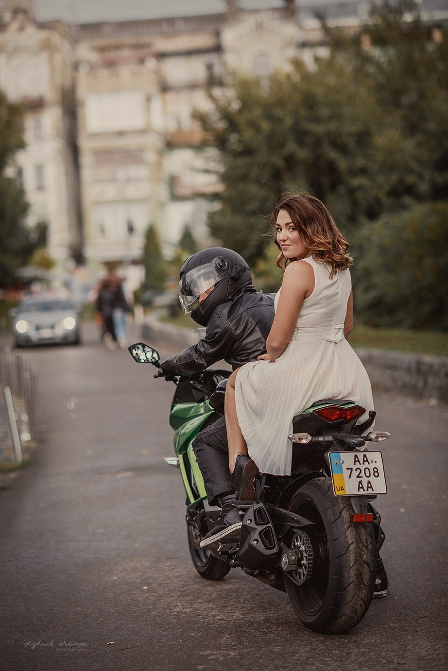 Сity LOVE STORY photophoot. Art photographer in Amsterdam, the Netherlands Irina Dzhul