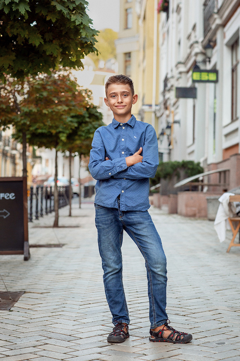 Street FAMILY photoshoot. Art photographer in Amsterdam, the Netherlands Irina Dzhul