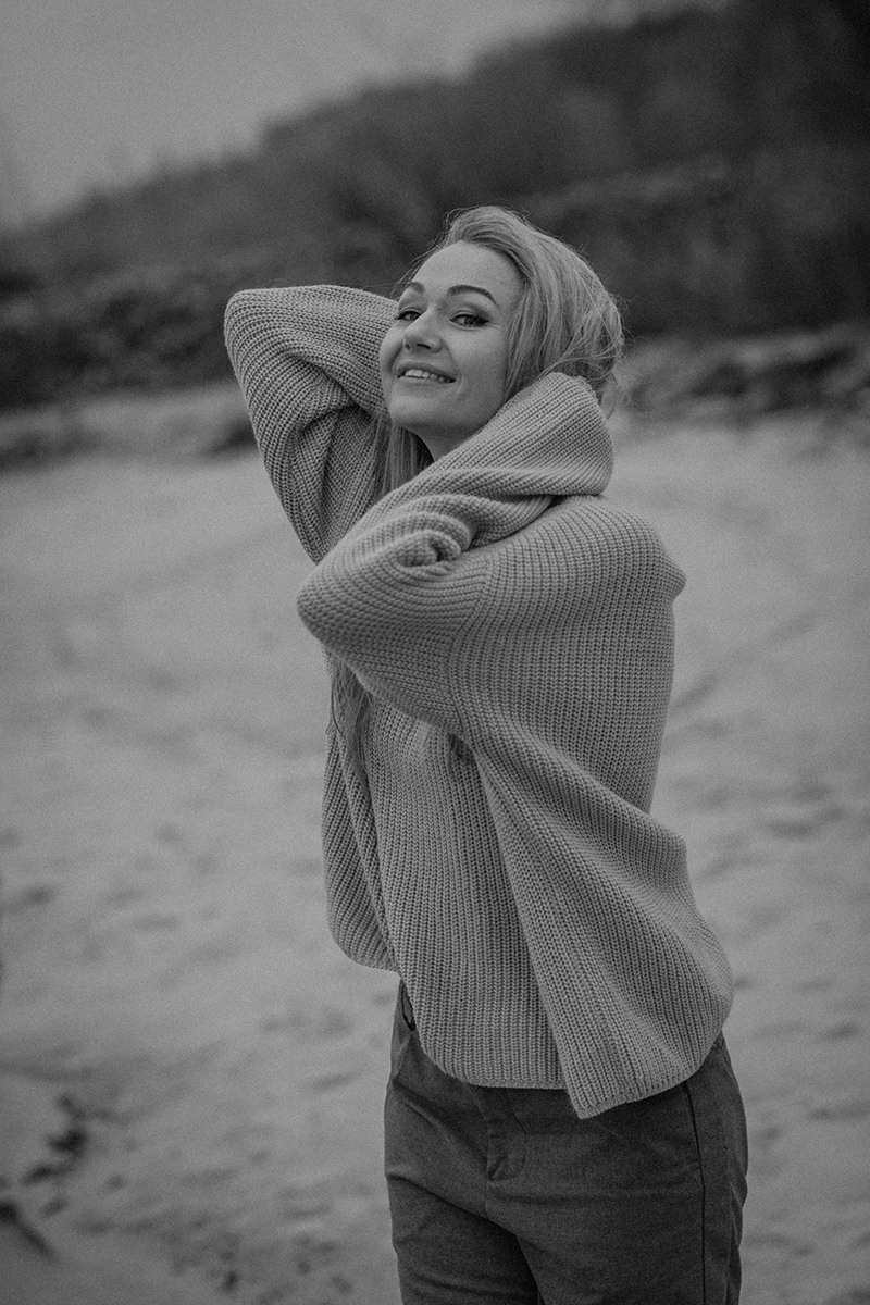 Black and white personal shooting. Art photographer in Amsterdam, the Netherlands Irina Dzhul