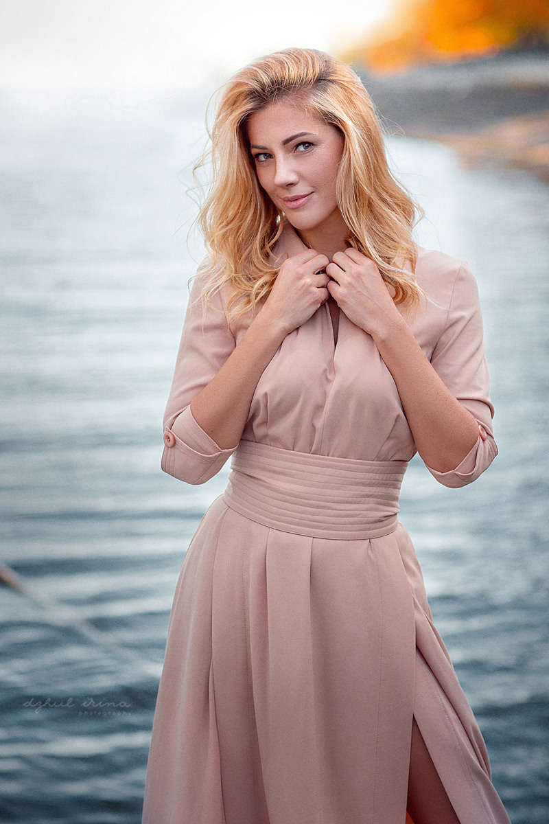 Individual autumn photoshoot. Art photographer in Amsterdam, the Netherlands Irina Dzhul