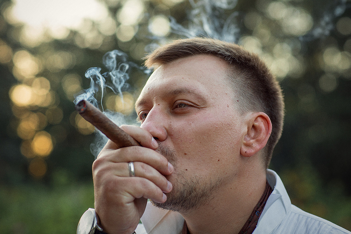 Photosession Wedding party in the rose garden. Art photographer in Amsterdam, the Netherlands Irina Dzhul