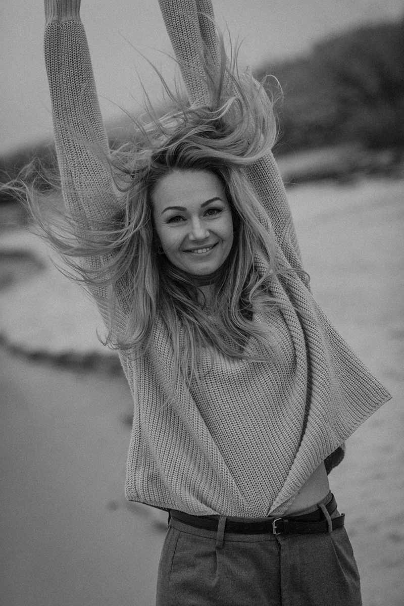 Black and white personal shooting. Art photographer in Amsterdam, the Netherlands Irina Dzhul